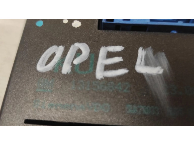 Дисплей    13156842, 13169624   Opel Meriva A