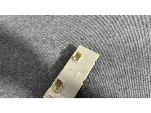 Блок управления крышки багажника