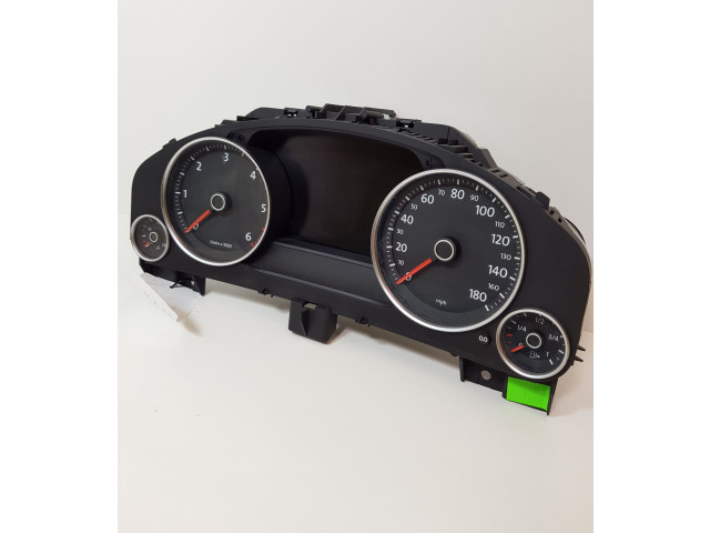 Přístrojová deska Volkswagen Touareg II 2012 7P6920981