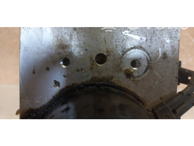 Блок АБС 9619541   Volvo  V70  2000 - 2004 года