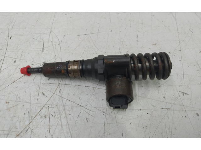 Форсунка 0414720404    Audi A3 S3 8P   