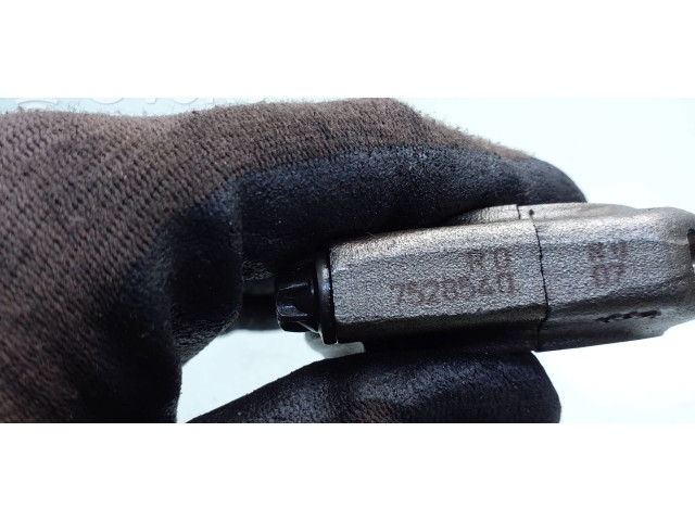 Píst 7528540, X43 BMW 1 E81 E87 pro benzínový motor 2.0 N43B20a