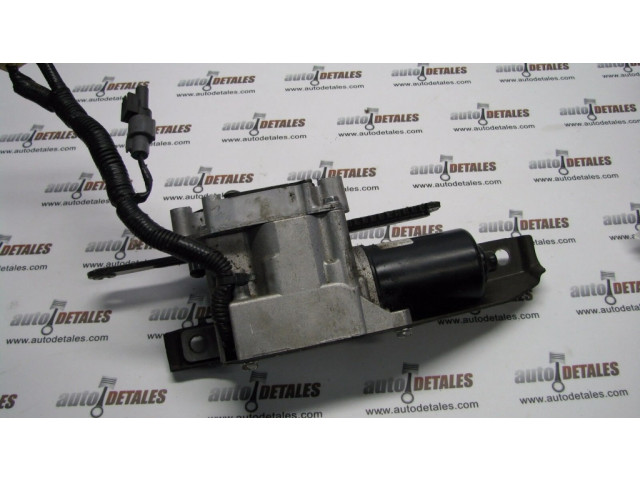 Притягиватель задней крышки