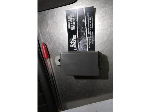 Блок предохранителей MN117823 Mitsubishi Montero