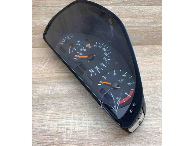 Přístrojová deska Mercedes-Benz C W202 1993 2025407748, 110008900