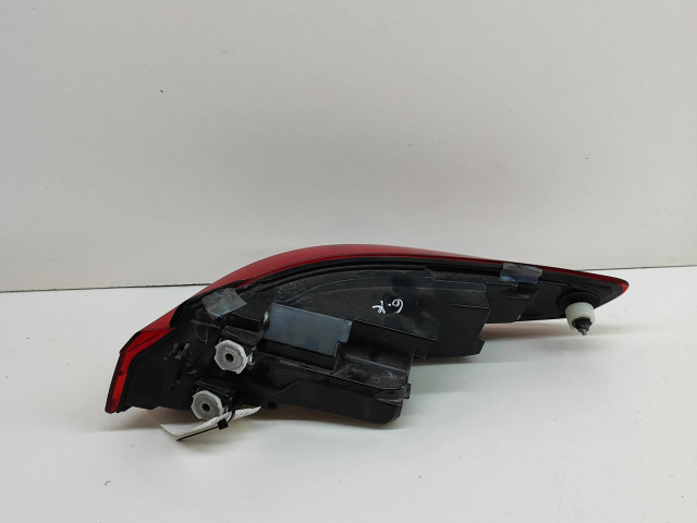 Světlo zadní  levé 7465465   BMW 2 F44 2020