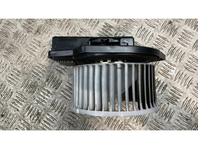 Вентилятор печки Subaru Forester SG