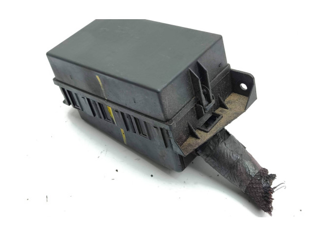 Блок предохранителей Jeep Grand Cherokee