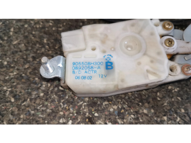 замок багажника 905508H300 Nissan Quest