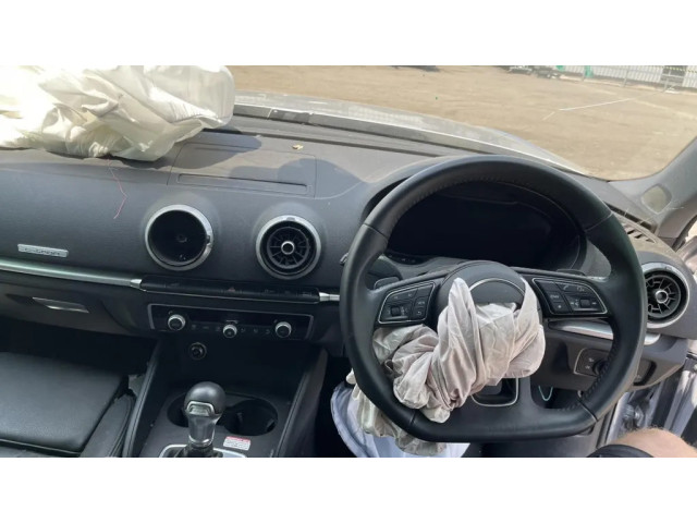 Зеркало электрическое левое Audi A3 S3 8V 2013-2019 года