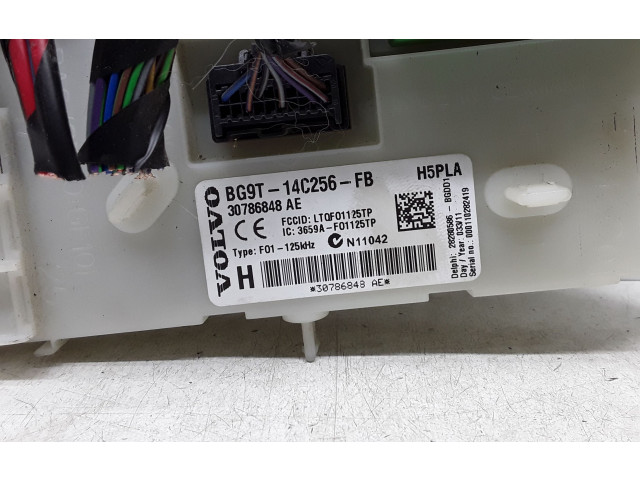 Pojistková skříňka 30786848, BG9T14C256FB Volvo V60 2011