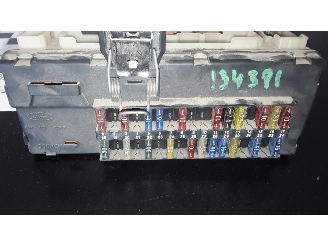 Блок предохранителей 95AG14A073DB   Ford Escort    