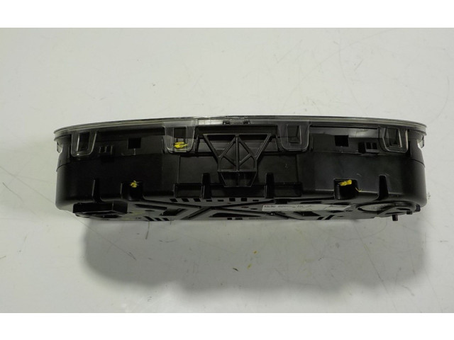 Спидометр (приборный щиток) 6V0920740D, 6V0920740D   Skoda Fabia Mk3 (NJ)   