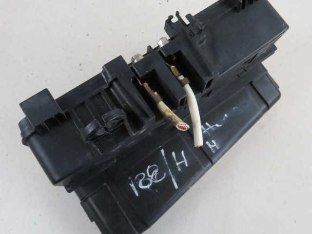 Блок предохранителей  S2H-G2   Honda HR-V    