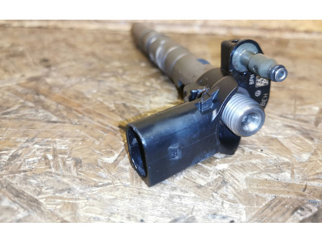 Форсунка 03L130277A, 0445116011    Volkswagen Jetta VI  CBE 