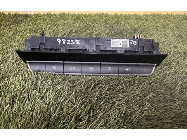 Блок управления климат-контролем 10703152   MG ZS