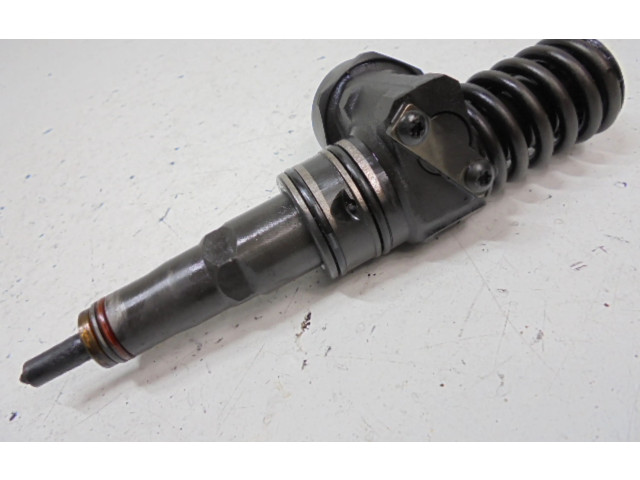 Форсунка 038130073AG, 038130073AG    Skoda Octavia Mk2 (1Z)   