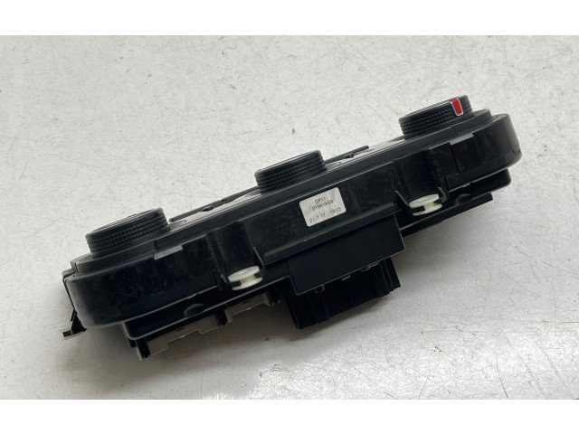 Блок управления климат-контролем 1K8907426AQ, 5HB01210873 Volkswagen Caddy