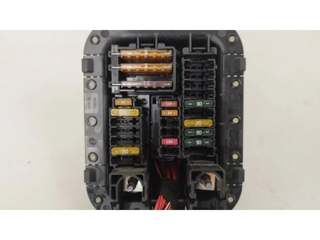 Pojistková skříňka A2225403150 Mercedes-Benz C W205 2016