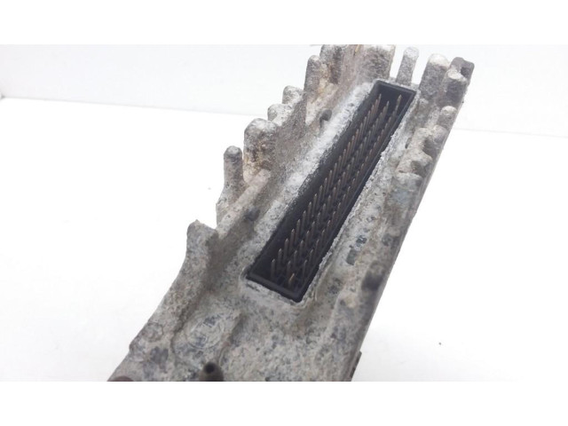 Řídící jednotka 028906021, 0281001746   Volkswagen Golf III 1995