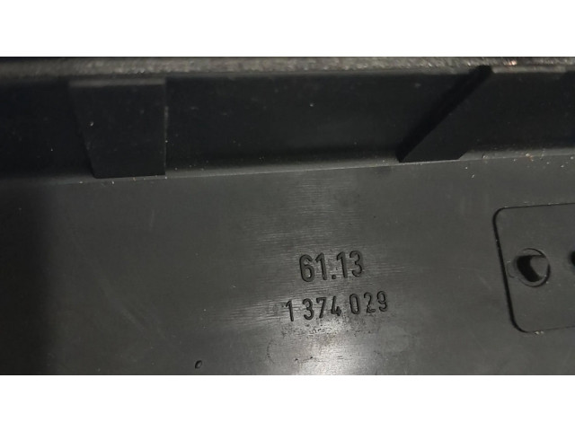 Pojistková skříňka 6113, 1374029 BMW 5 E34 1994