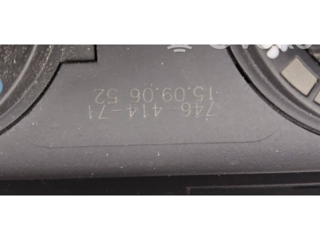 Блок управления климат-контролем 74641471, 15090652 Volkswagen Touran I