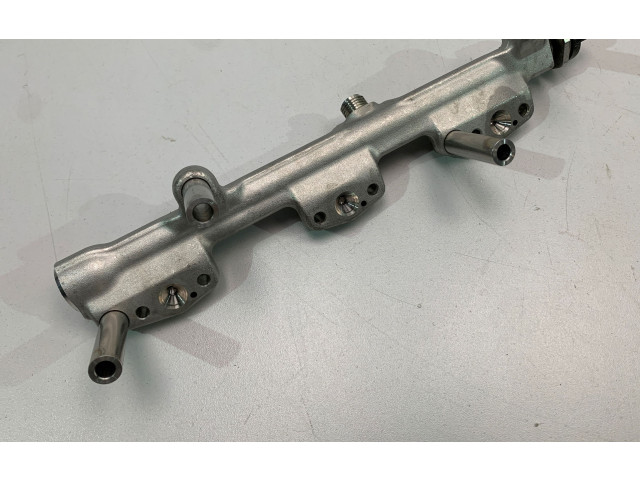 Топливная рампа 8665631   Mini One - Cooper F56 F55  