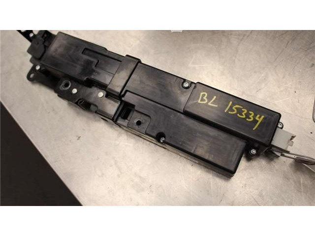 Zámek zadních dveří 15220345 Chevrolet Corvette 2008