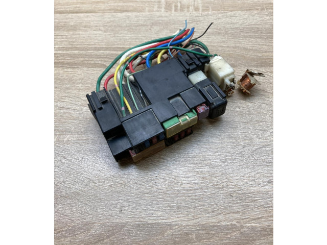 Блок предохранителей 72545226   Infiniti FX    