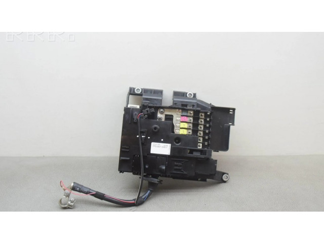 Узел подключения плюсовых проводов