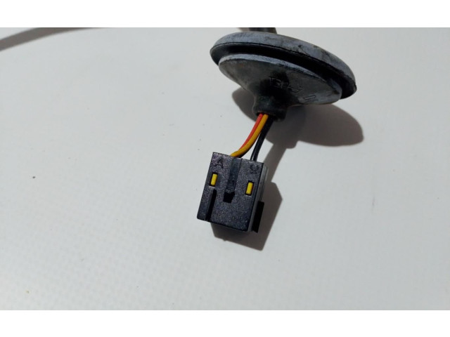 Зеркало электрическое Opel Meriva B 2010 - 2016 года