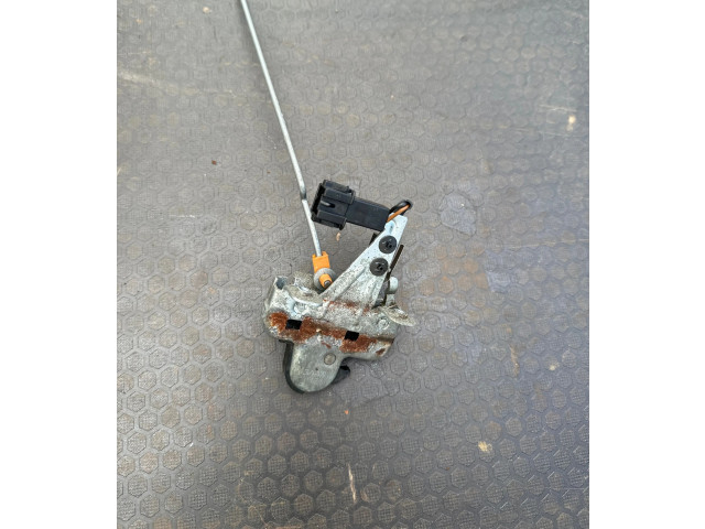 Замок багажника 766879 Saab 9-5 1998 - 2005 года