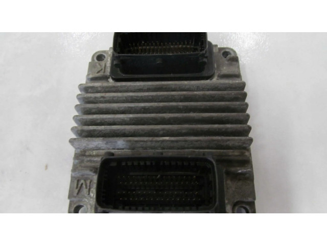 Блок управления двигателя 12249767, 8973583775   Opel Astra H