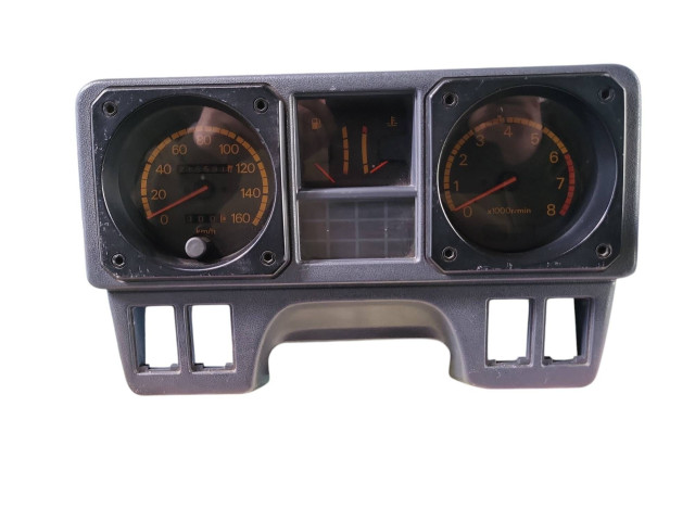 Přístrojová deska  Mitsubishi Pajero 1988 MB716914, 326280  