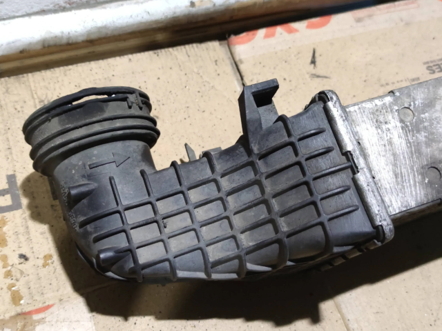 Интеркулер  A2115002602, 05T236   Mercedes-Benz E W211 3.0