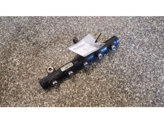 Топливная рампа 9681649580   Citroen C8 2.0  для двигателя RHR