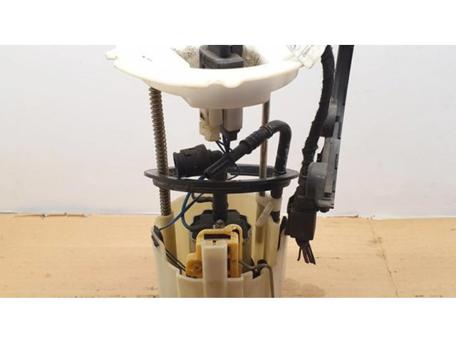 Насос топлива (в топливном баке)