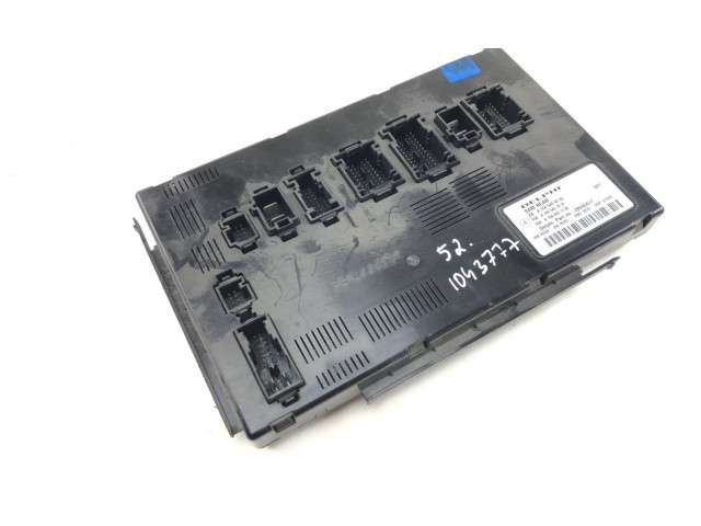 Блок предохранителей  28073722, A1644404301   Mercedes-Benz R W251    