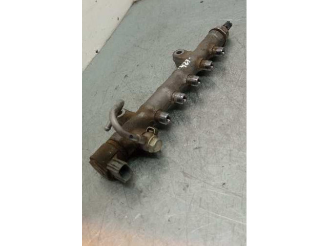 Топливная рампа A5670   Subaru Forester SF  