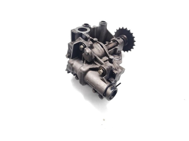 Čerpadlo oleje 8200345633, 150157688R Opel Vivaro M9R780