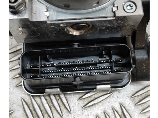 Блок АБС 5Q0614517GA   Skoda  Karoq  2017 -  года