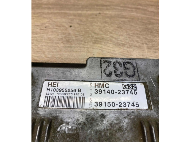 Блок управления двигателем Блок управления 3914023745, 3915023745 Hyundai Coupe