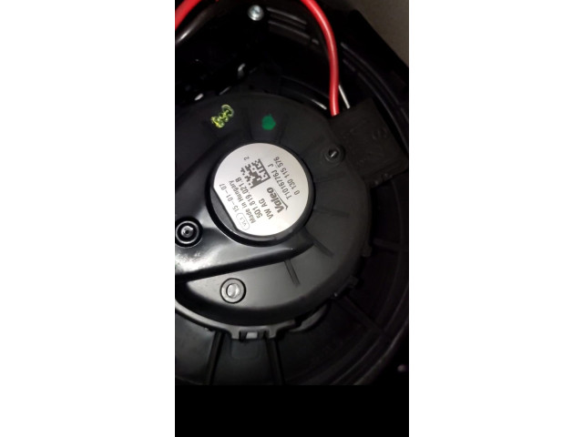 Вентилятор печки 5Q1819021B Audi A3 S3 8V