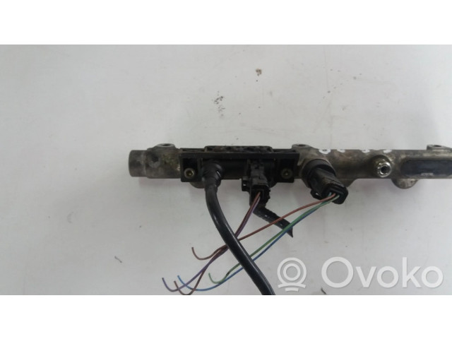 Топливная рампа 0445214017, 0281002283 Citroen C8 2.0