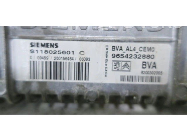 Řídící jednotka 9654232880 Peugeot 307 CC