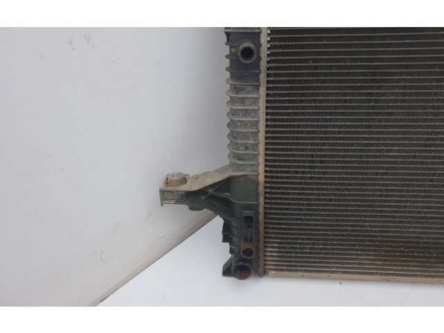 Рулевая рейка Радиатор охлаждающей жидкости 30723910 Volvo XC90 2003 - 2006 года