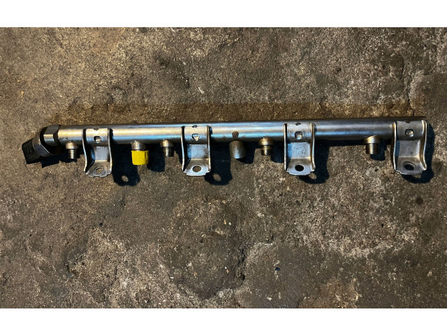 Топливная рампа 7537319, 7547600   BMW 3 E90 E91  