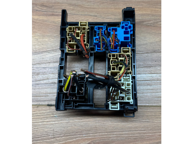 Блок предохранителей 7N0937503 Volkswagen Golf Plus