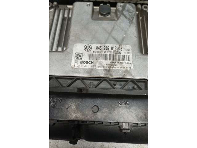 Řídící jednotka 045906013AB Seat Ibiza IV (6J,6P) 2008