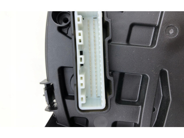 Přístrojová deska Suzuki Swift III 2021